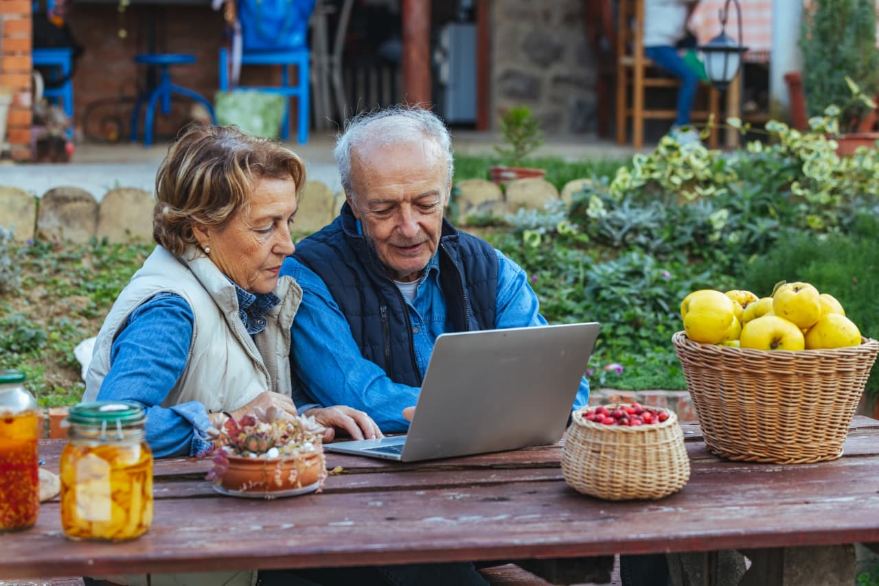 ‘Fancy cars hold no appeal’: My wife and I have a 99% chance of outliving our savings. Why don’t we spend it all? — Bangalore Health news