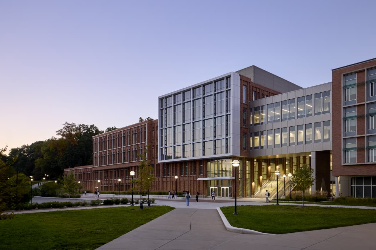 Colleges raced to build massive computer-science departments. Now the boom is turning to bust. — MarketWatch, Bangalore Business news