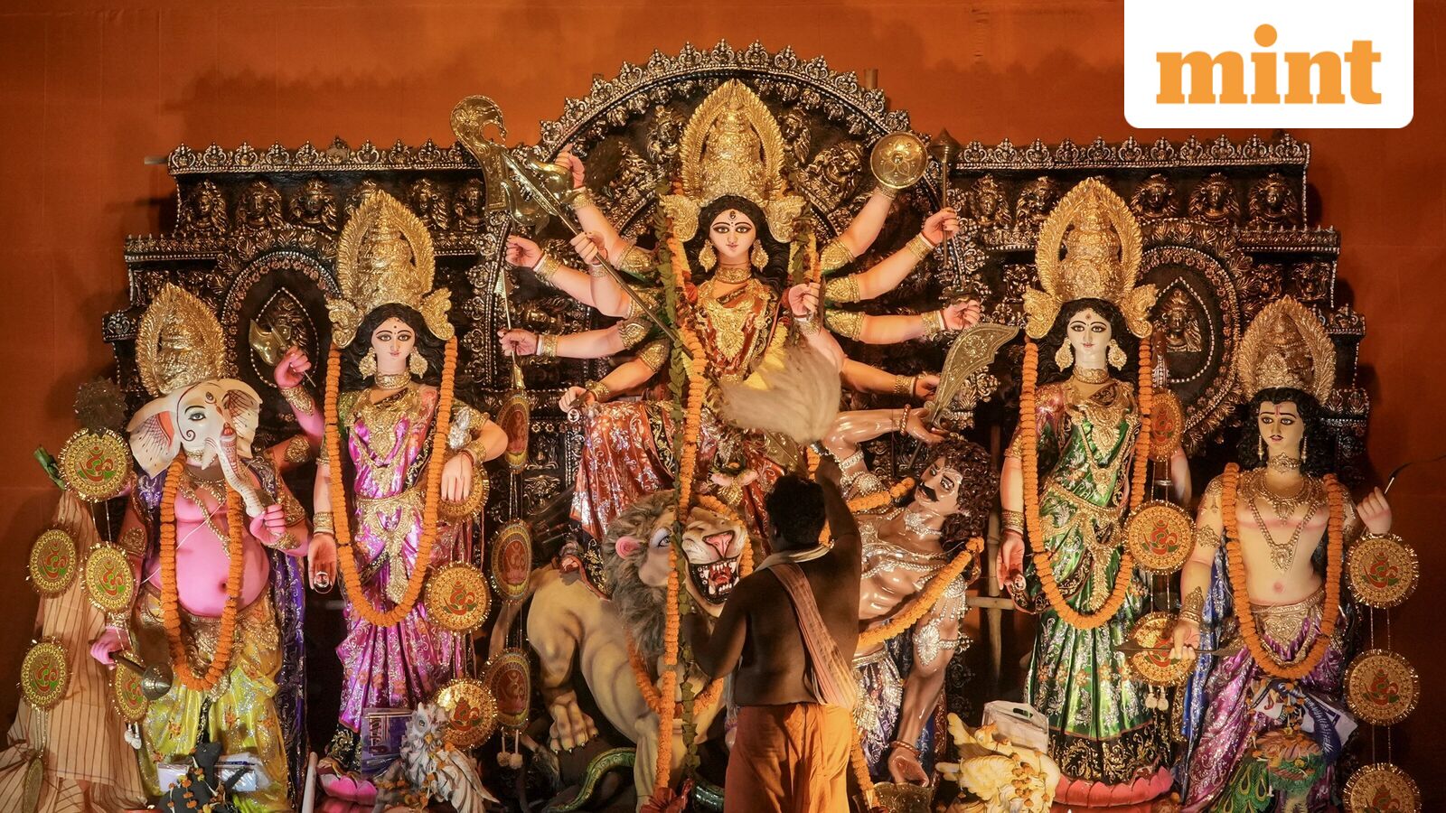 Only big pandals mean fat money? Why small Durga Puja committees in West Bengal are struggling — Mint India, Bangalore Business news